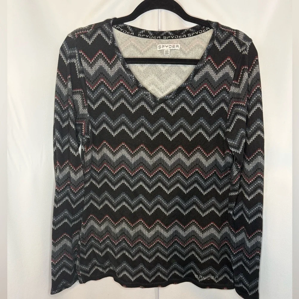 Women’s Spyder Black and Gray Chevron Pajama Set - Picture 4 of 7